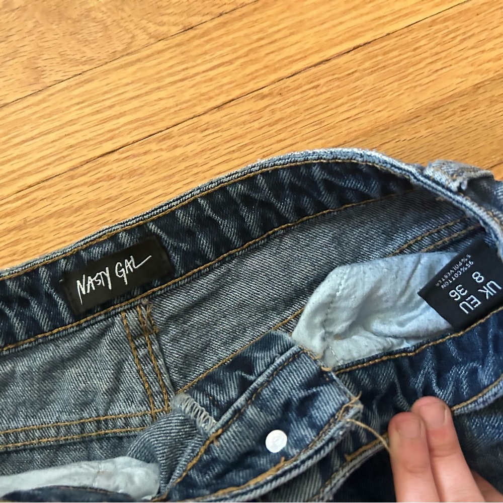Nasty Gal Mom Jeans - Picture 2 of 4